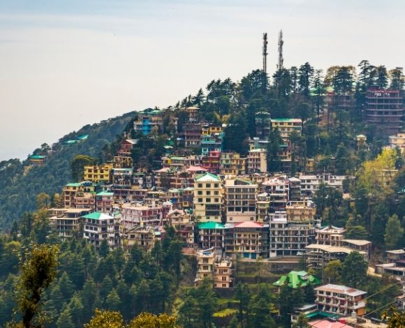 गर्मियों में हिमाचल जाने से पहले ट्रैफिक और होटल बुकिंग गाइड