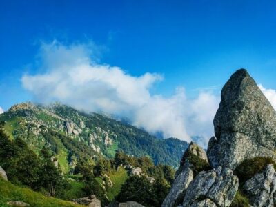 चूड़धार ट्रेक गाइड: रूट, ऊंचाई, समय और तैयारी